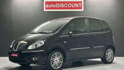 Usata Lancia Musa Platinum 77 CV (56 kW) 2012 Monovolume