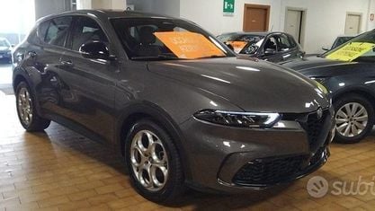 Begagnad Alfa Romeo Tonale Sprint 131 HK (96 kW) 2022 Grå SUV