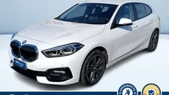 Bianco metallizzato Usata 2021 BMW 116 Sport Line Due volumi | 22.770 € (Buon prezzo)