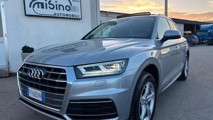 Usata Audi Q5 Design 190 CV (139 kW) 2019 Grigio SUV