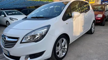 Usata Opel Meriva 120 CV (88 kW) 2014 Monovolume