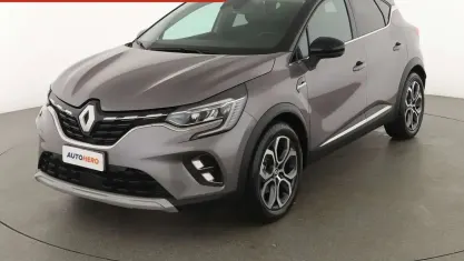 Usata Renault Captur Techno 143 CV (105 kW) 2023 Grigio SUV