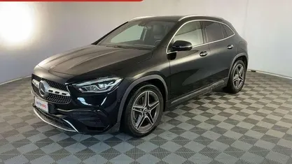 Usata Mercedes GLA200 Premium 150 CV (110 kW) 2021 Nero SUV