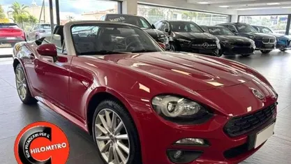 Rosso Usata 2017 Fiat 124 Spider Cabrio | 17.500 € (Buon prezzo)