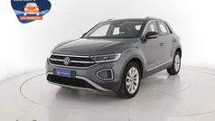 Indium grey metallizzato deep Usata 2022 VW T-Roc Style SUV | 24.900 € (Buon prezzo)