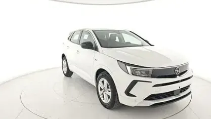 Usata Opel Grandland X Business Edition 131 CV (96 kW) 2024 Bianco SUV