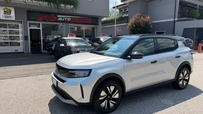 Usata Opel Frontera 136 CV (100 kW) 2025 Grigio SUV