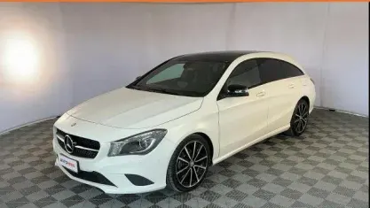 Usata Mercedes CLA200 136 CV (100 kW) 2015 Bianco Station wagon