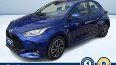 Blu metallizzato Usata 2021 Toyota Yaris Hybrid Trend Tre volumi | 17.400 € (Buon prezzo)