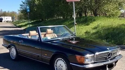 Usata Mercedes SL300 188 CV (138 kW) 1987 Nero Cabrio