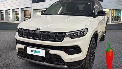 Bianco Usata 2024 Jeep Compass SUV | 25.900 € (Buon prezzo)