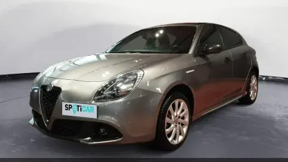 Usata Alfa Romeo Giulietta Super 120 CV (88 kW) 2018 Grigio Utilitaria