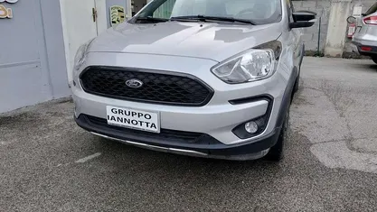 Grigio Usata 2019 Ford Ka Active Due volumi | 8500 € (Buon prezzo)