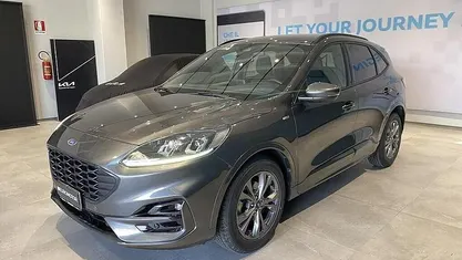 Usata 2022 Ford Kuga ST-Line SUV | 21.500 € (Buon prezzo)