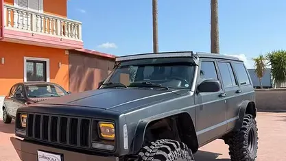 Usata Jeep Cherokee 115 CV (84 kW) 1998 SUV