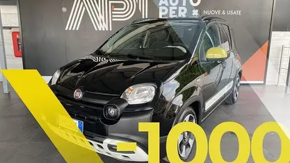 Usata Fiat Panda Cross Cross 70 CV (51 kW) 2025 Nero Utilitaria