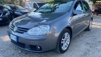 Usata VW Golf V Comfortline 102 CV (75 kW) 2007 Grigio Berlina