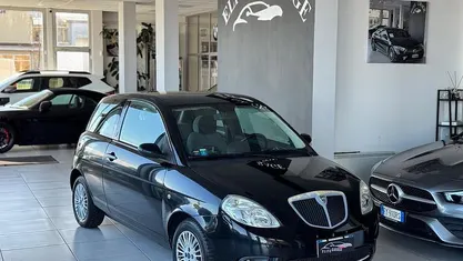Usata 2008 Lancia Ypsilon Due volumi | 4899 € (Buon prezzo)