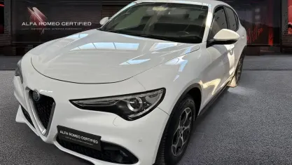 Usata Alfa Romeo Stelvio Business 190 CV (139 kW) 2022 Bianco SUV