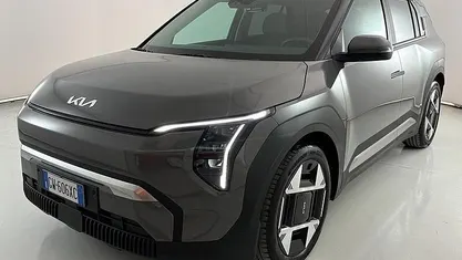 Grigio Usata 2024 Kia EV3 SUV | 29.500 € (Super prezzo)