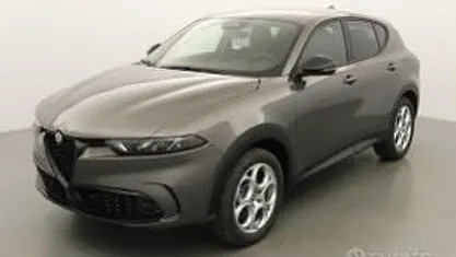 Usata Alfa Romeo Tonale Sprint 190 CV (139 kW) 2024 Grigio vesuvio SUV