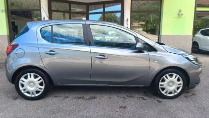 Usata Opel Corsa 90 CV (66 kW) 2019 Grigio Utilitaria