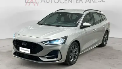 Usata Ford Focus ST-Line 116 CV (85 kW) 2023 Grigio Station wagon