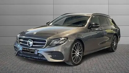 Usata 2018 Mercedes E220 Premium Station wagon | 27.650 € (Cara)