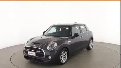Begagnad Mini Cooper SD 170 HK (125 kW) 2017 Grå Halvkombi