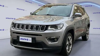 Grigio Usata 2020 Jeep Compass Limited SUV | 18.890 € (Buon prezzo)