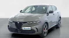 Grigio vesuvio Usata 2023 Alfa Romeo Tonale Veloce SUV | 28.300 € (Buon prezzo)