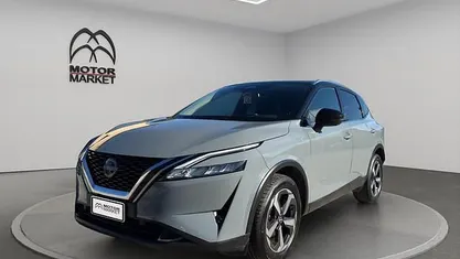 Usata Nissan Qashqai N-Connecta 158 CV (116 kW) 2023 Grigio / gray SUV