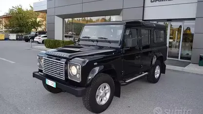 Usata Land Rover Defender 122 CV (89 kW) 2007 Station wagon