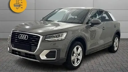 Usata Audi Q2 Business 116 CV (85 kW) 2019 Grigio SUV