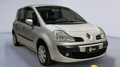 Grigio Usata 2010 Renault Grand Modus Expression Monovolume | 3950 € (Buon prezzo)