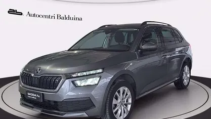 Grigio graphite metalizzato Usata 2023 Skoda Kamiq SUV | 17.500 € (Buon prezzo)