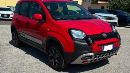 Usata Fiat Panda Cross Cross 95 CV (69 kW) 2017 Rosso Utilitaria