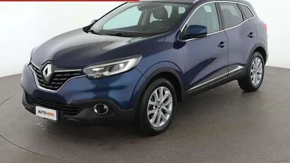Blu Usata 2016 Renault Kadjar Zen SUV | 11.399 € (Buon prezzo)
