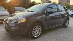 Usata 2025 Fiat Punto Lounge Tre volumi | 4999 €