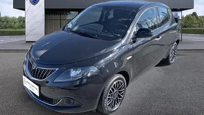 Usata Lancia Ypsilon 69 CV (50 kW) 2024 Utilitaria