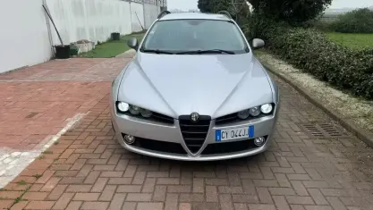 Usata Alfa Romeo 159 Progression 200 CV (147 kW) 2006 Grigio Station wagon