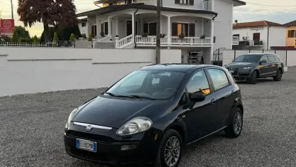 Usata Fiat Punto Evo S 75 CV (55 kW) 2012 Bluazzurro Utilitaria