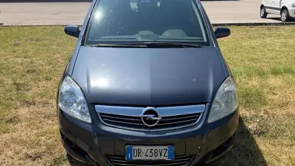 Usata Opel Zafira Cosmo 115 CV (84 kW) 2008 Blu Monovolume