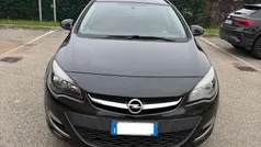 Grigio Usata 2013 Opel Astra Station wagon | 3900 € (Super prezzo)