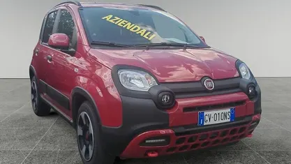Usata 2024 Fiat Panda Cross Cross Due volumi | 13.900 € (Buon prezzo)