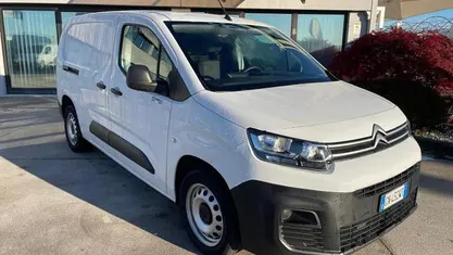 Bianco Usata 2023 Citroën Berlingo Monovolume | 17.500 € (Cara)