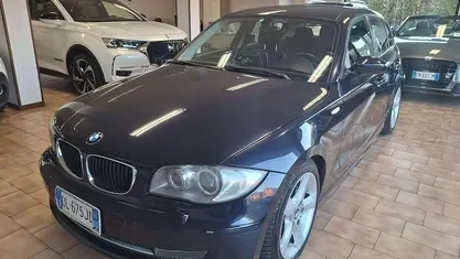 Blu Usata 2007 BMW 118 Due volumi | 2900 € (Buon prezzo)