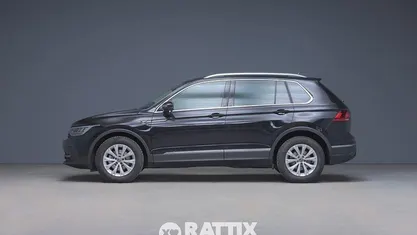 Usata VW Tiguan Life 122 CV (89 kW) 2023 Deep black perlato SUV