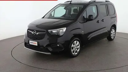 Usata Opel Combo Life Innovation 102 CV (75 kW) 2020 Nero Monovolume