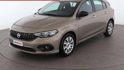 Usata 2016 Fiat Tipo Pop Tre volumi | 7999 € (Buon prezzo)